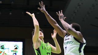 レバンガ北海道が今季初の3連勝をマーク、最大16点差をひっくり返し横浜ビー・コルセアーズに逆転勝利