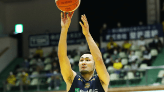 “首位攻防戦”は宇都宮ブレックスに軍配、千葉ジェッツに20点差の完勝