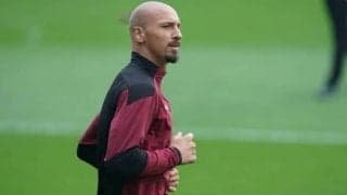 イブラがスキンヘッドに!? SNSで公開した画像が話題...