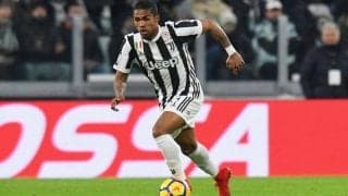 思わず相手選手も見とれた？ドグラス・コスタの美しいミドルにGK一歩も動けず【インクレディブル・ゴールズ】