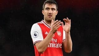 アーセナルと契約解除の元ギリシャ代表DFソクラティスがオリンピアコスに加入、12年半ぶりに母国復帰