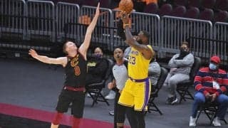 約2年2か月ぶりに故郷で試合に臨んだレブロンが今季最多の46得点でキャブズに勝利