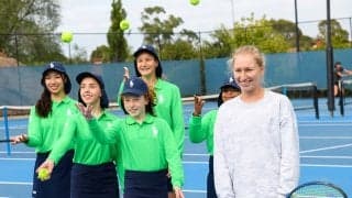 コロナ禍の全豪オープン、ボールキッズは過去最多の380名に