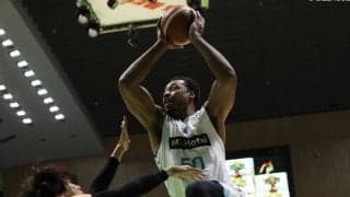 京都が第4Qの攻防を制し北海道に勝利…サイモンが勝負所で連続得点を挙げ20得点10リバウンドの活躍