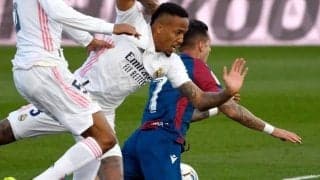 80分間以上を10人で戦ったマドリー、レバンテに痛恨の逆転負けで首位追走に失敗