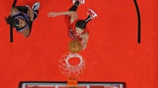 評価を高める渡邊雄太がクラッチタイムを含む24分のプレーで12得点、ラプターズの反撃は一歩及ばずキングスに敗れる