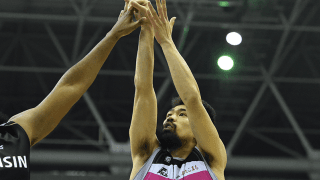 秋田ノーザンハピネッツが西地区首位を敵地で撃破、シーホース三河の連勝は「5」でストップ