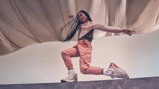 ジョーダン ブランド MA-2 スニーカー＆“フューチャープライマル”アパレルの融合 - 日常をより洗練された時間にするコレクションが登場