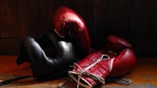 山中慎介にも挑戦　日本でゴミ収集員になった元世界王者に海外注目「同情はいらない」