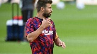 バルサに朗報!　回復順調のピケが屋外トレーニングに復帰!