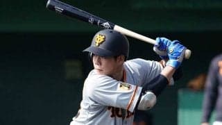 ガムの噛み方まで“完コピ”　巨人松原の新作モノマネ、ターゲットになった主力は誰？