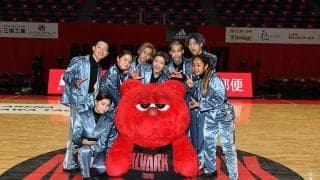 バスケファンも魅了！　D.LEAGUEのダンスチーム『CyberAgent Legit』がBリーグのコートに初登場！！