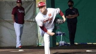 田中将大、初ブルペンで圧巻の52球　「自然と力が入った」「疲れました」