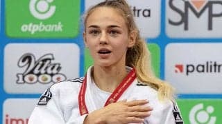 美人柔道家ビロディド、透明感のあり過ぎる“雪山ショット”に海外魅了「白雪姫だ」