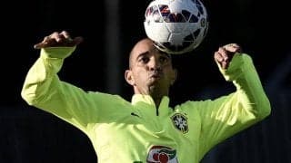 Jリーグ行きも噂された元ブラジル代表FW、給与削減で契約延長の可能性