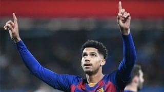 バルサ守備陣の要アラウホ PSGとの初戦に強行出場か