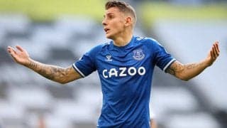 エバートンの攻撃的SBディーニュが契約延長に迫る！