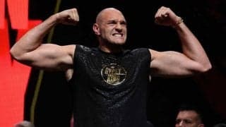 気温3℃で“寒中水泳”　震える英ヘビー級王者に反響「冷たすぎて死んじゃう」「最高」