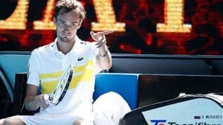  メド、コーチ退席は「最適」 