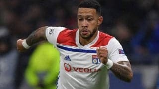 川島も手が出せず…！リヨンのエース、デパイが決めた100点満点の直接FK【ビューティフル・フリーキック】