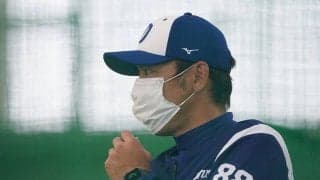 中日荒木コーチの「間合いが最高」　石垣“安定のスベリ芸”への塩対応にファン爆笑