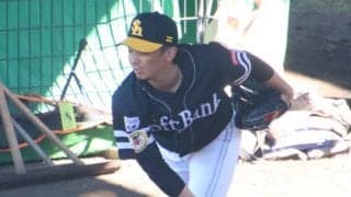 鷹・東浜もキャンプ初ブルペン　立ち投げでマウンド確認「感覚良くなってきた」