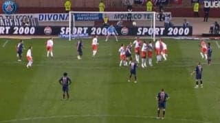 グングン曲がる25ヤード直接弾！超絶カーブにGKも思わず腰砕け【ビューティフル・フリーキック】