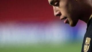 クーマンがセルジーニョ・デストに発破をかける「もっとアグレッシブルに」