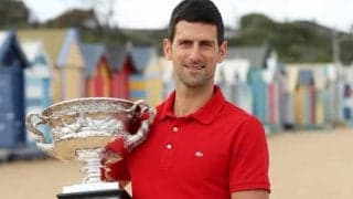  ジョコビッチ 一夜明け記念撮影 