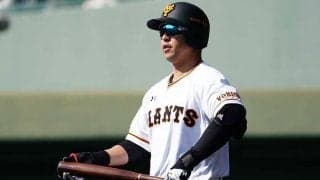 巨人中島にベンチから…　フェン直二塁打も「プロテイン飲んで！」「飯食って！」