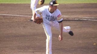 鷹、育成の大関友久が“山賊”西武打線を2回零封　松田からは「いいぞ、横綱！」