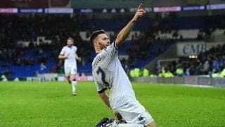 まるでスローモーション…！超絶カーブシュートが驚きの滞空時間で完璧なコースにゴールイン【インクレディブル・ゴールズ】