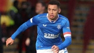 GK反応できず！レンジャーズ主将が“オールドファーム”で決めた決勝FK弾！【ビューティフル・フリーキック】