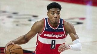 【NBA】八村塁、奇抜な11万円超“雑誌風シャツ”が反響拡大「選んで着てる」「何かの新聞？」