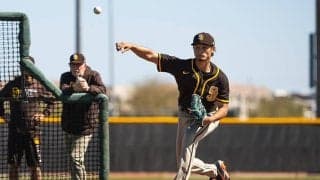 【MLB】ダルビッシュ、初実戦で“大野雄ツーシーム”を試投　「バットを折ることが出来ました」