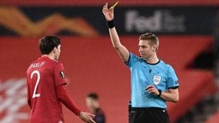 リンデロフの“フライング・ニー”が相手選手の顔面に炸裂…OBスコールズ氏はファウルではないと主張