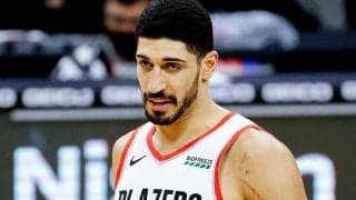 【NBA】フリースローをタオルで妨害　レイカーズベンチの“奇策”に米爆笑「こいつら大好き」