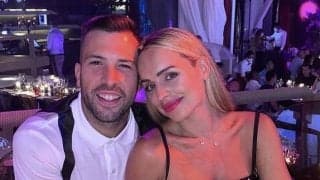 バルサ不動のサイドバックのパートナーはスペイン人モデル【バルサ選手WAGs紹介】