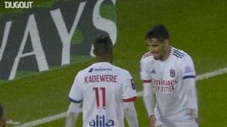 パス一本で決定機！リヨンFWが鮮やかなカウンターから決めた初ゴール/2020-21【ファースト・ゴールズ】