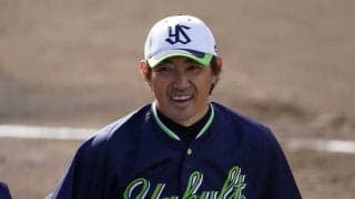 「顎タッチは健在」　燕加入の内川、OP戦1号の直後に見せた“お約束”にファン歓喜