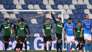 ナポリ、ラストプレーのPK被弾でサッスオーロに痛恨ドロー《セリエA》