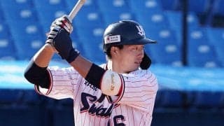 燕・高津監督の「表情が切ない」　巨人移籍・廣岡の“恩返し弾”にベンチ対照的