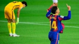 彼女一筋コウチーニョ 妻との出会いは14年前のひとめ惚れ【バルサ選手WAGs紹介】