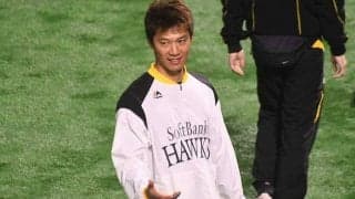 鷹・岩嵜翔、右肘は大事に至らず　工藤監督「投げられないという状況ではない」