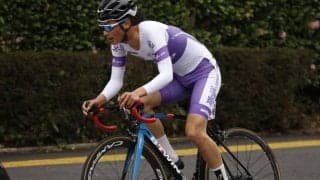 終盤までもつれる熱戦　宇佐美惜しくも４位に／明治神宮外苑大学クリテリウム