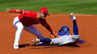 【MLB】地面スレスレ送球が「間違いなくエグイ」　大谷同僚が見せた“超絶ベアハンド”