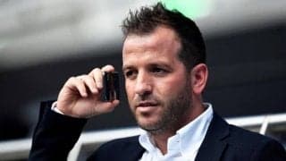 2010年マドリーを去った元オランダ代表「エジルを買う」モウリーニョへ賛美