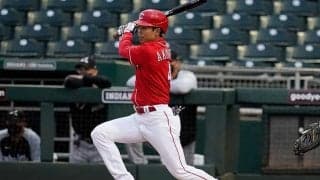 【MLB】秋山翔吾、左太もも裏の張りで途中交代　15日に検査、監督も心配「早く治すように」