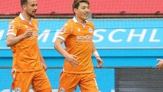 今季4ゴール目を決めた堂安律、上位相手の勝利に「自然と自信がつく」