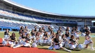 ロッテ公式チアが新衣装お披露目　マリンテイストからクールにコンセプト変更